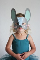 http://mermagblog.com/paper-cat-and-mouse-mask-diys/